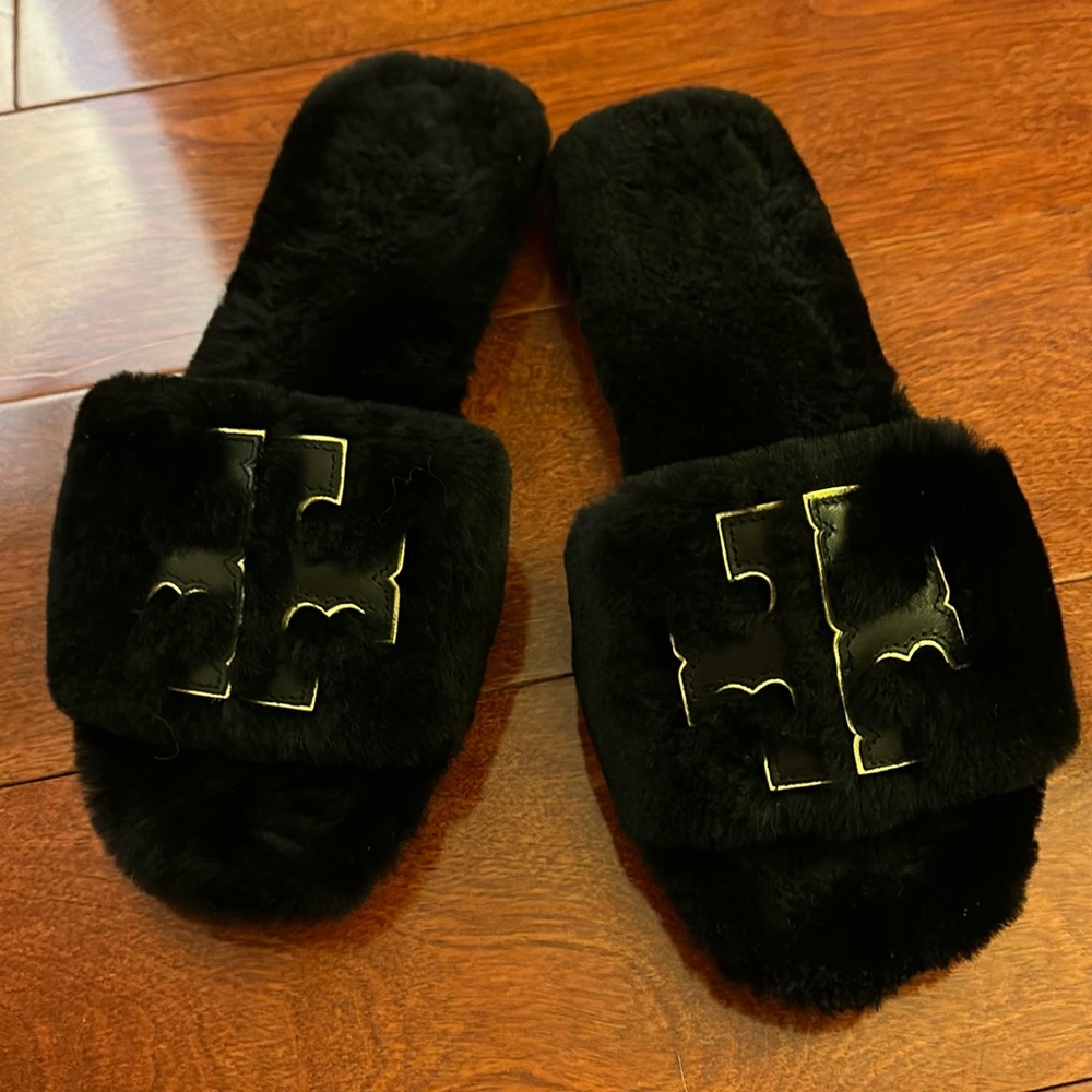 Tory Burch Double T Shearling Slide Slippers